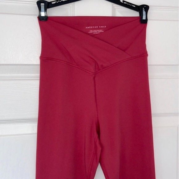 Crossover Leggings NWOT - Picture 1 of 9